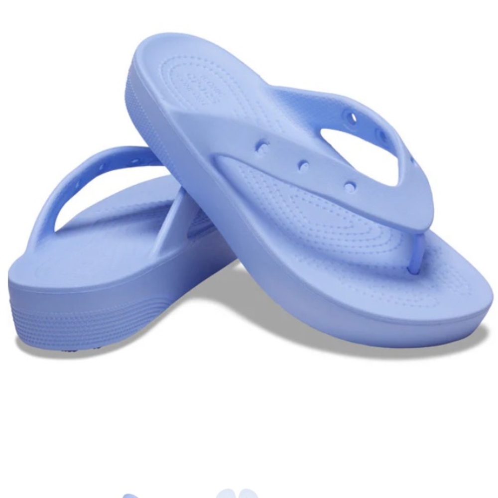Nwot classic platform Crocs Comfort Thong flip flop Sandals